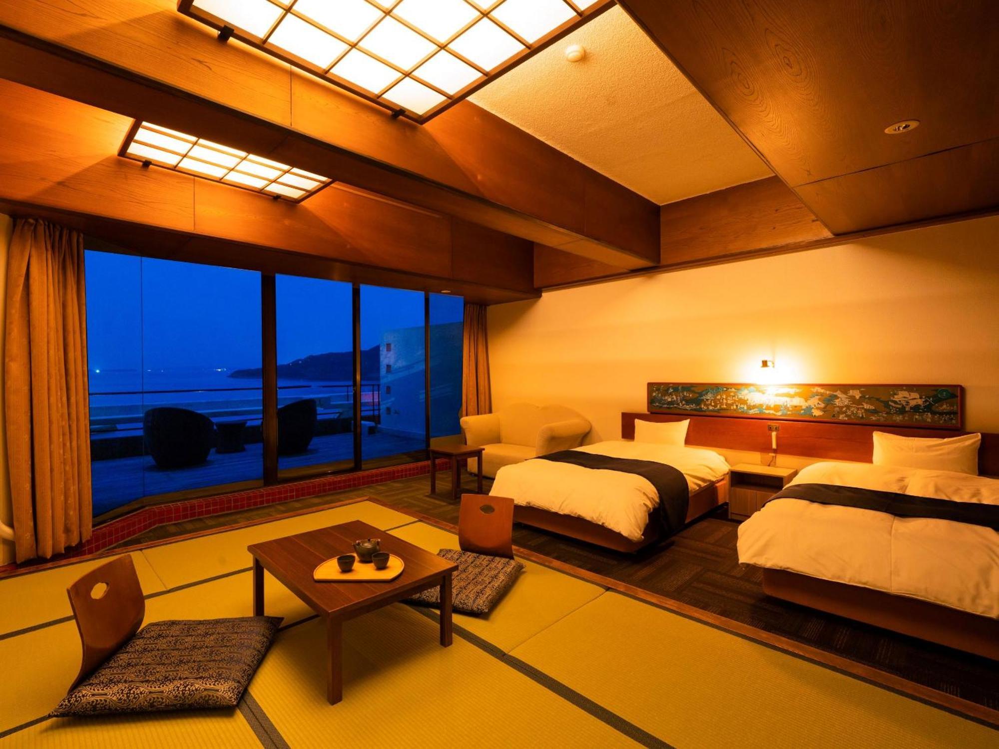Ooedo Onsen Monogatari Hotel Ranpu Hirado Exterior foto